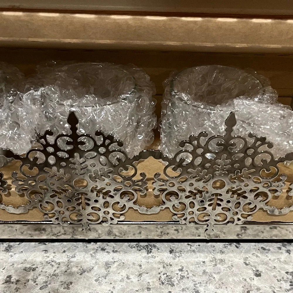 Rare PARTYLITE Silver Tone Snowflake Candle Holders - Picture 4 of 14